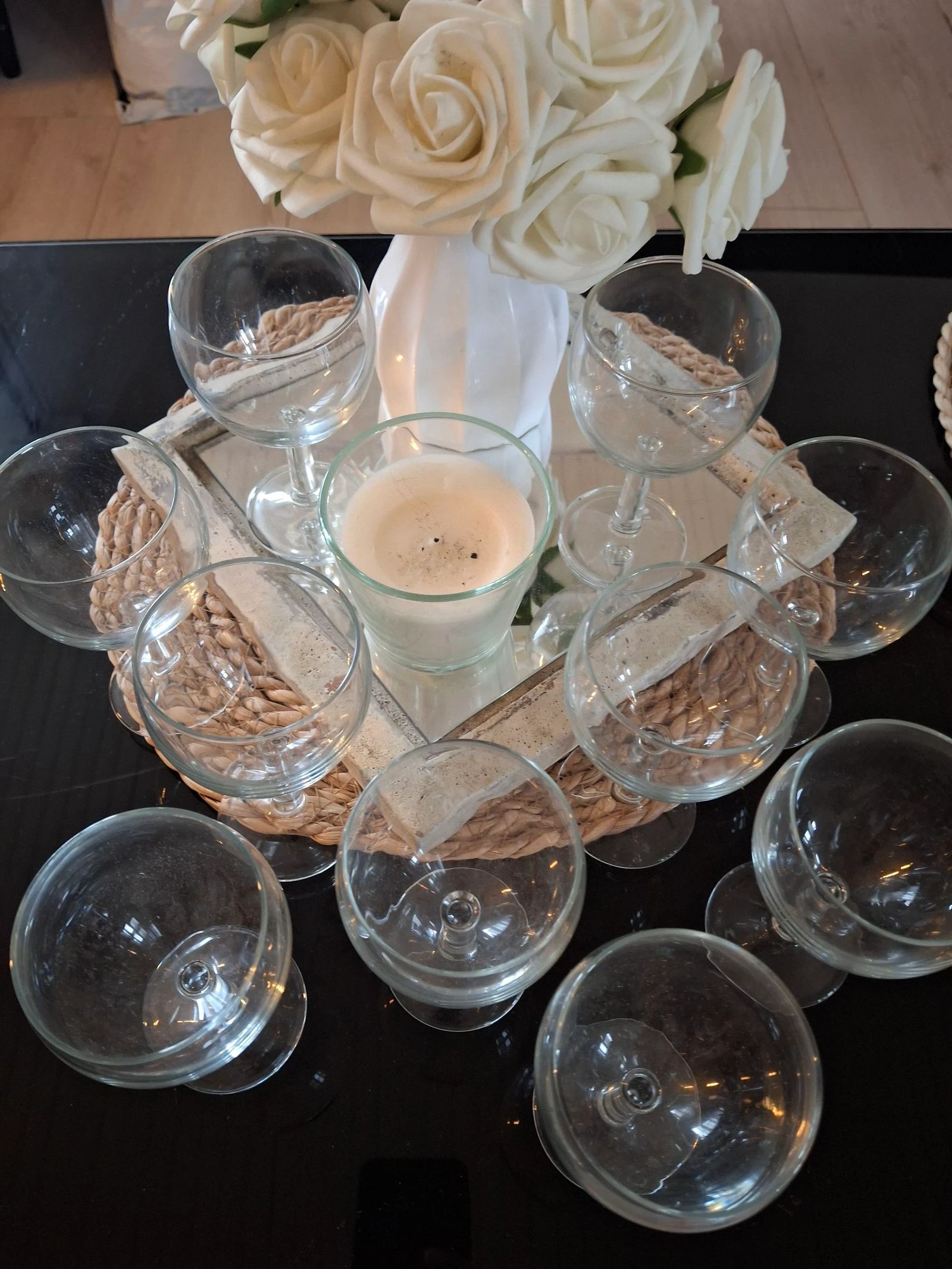 Set of 10 clear balloon-shaped stem glasses – photo 2